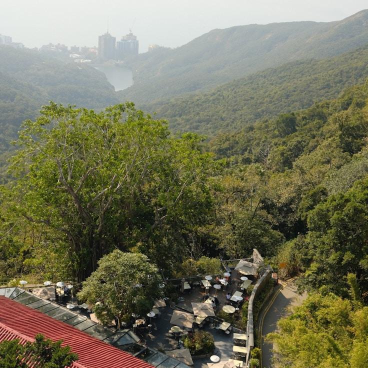 Outdoor terrace seating suitable for families in Paris