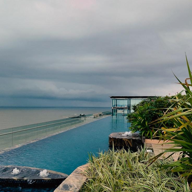 Family-friendly dining with comfortable seating